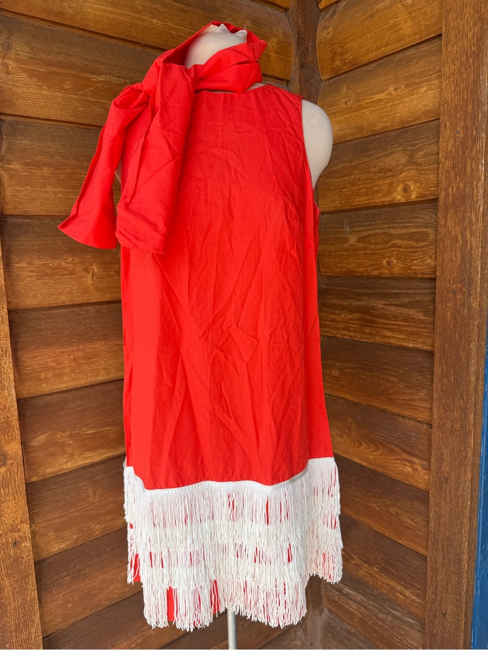 Flapper style dress. Small